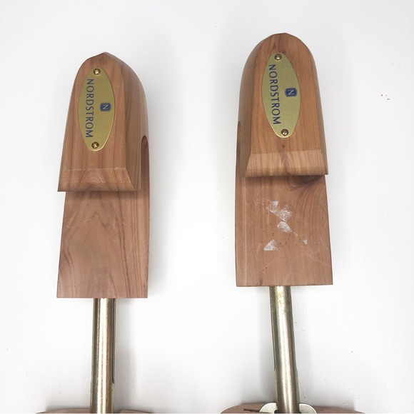 Nordstrom Wooden Shoe Tree Keeper Set of 2 Brown Wood Size XL - Picture 4 of 9